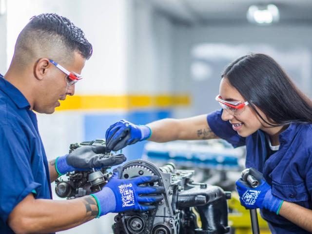 Técnica en mecánica automotriz